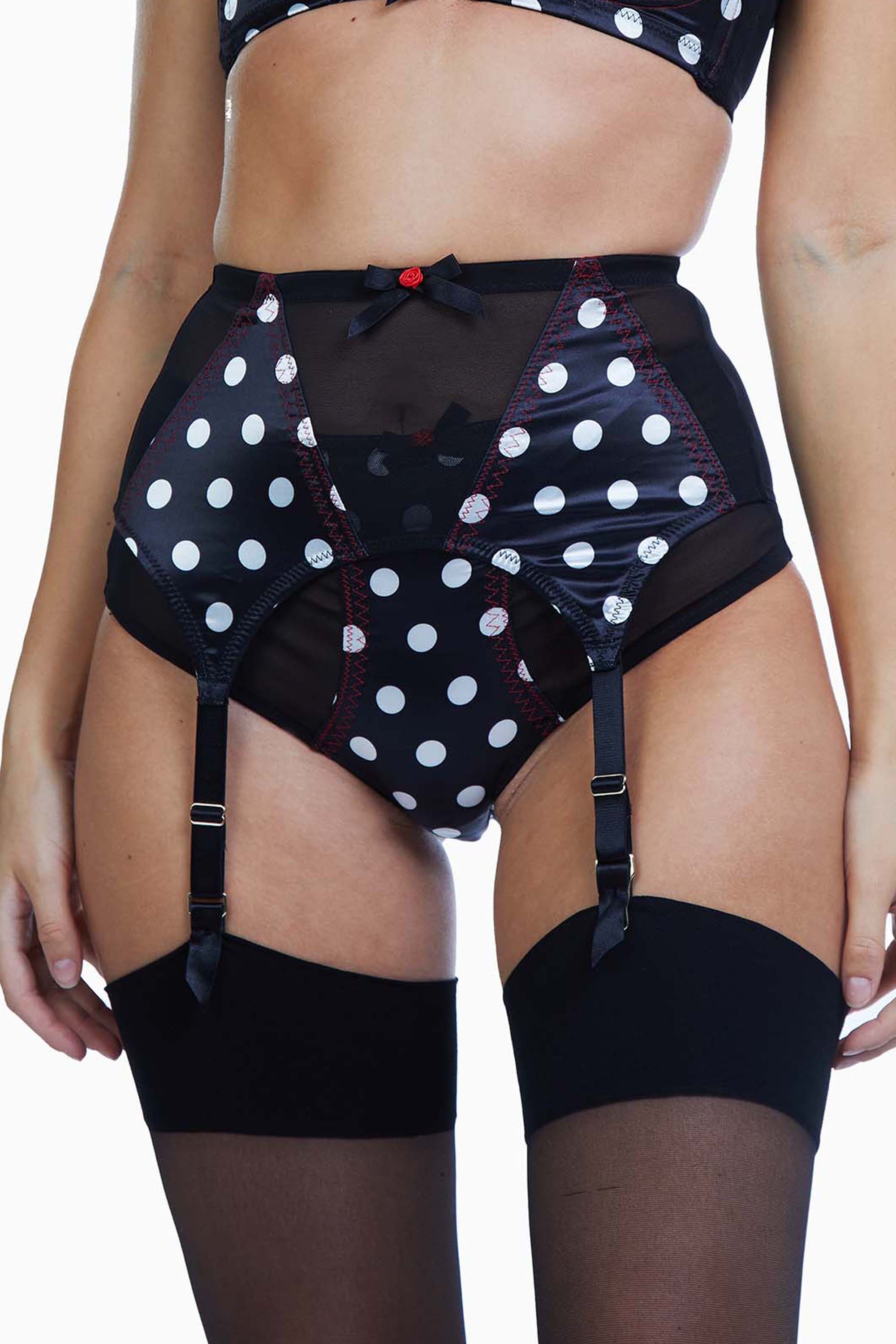 Bettie Page Spot 4 Strap Z stitch suspender belt