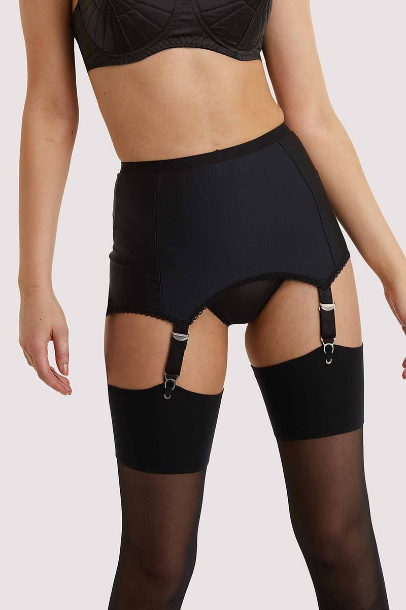 Retro Classics 6-Strap Suspender Belt